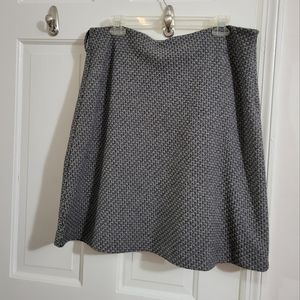 Old Navy Gray Tweed skirt size 14